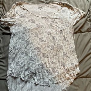 Worn a good bit of times but still in great condition!